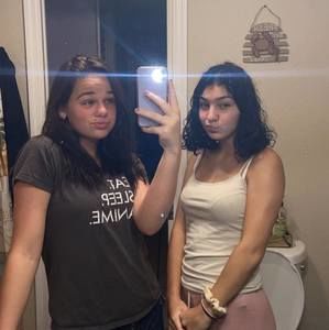 Meet your Posher, Madelin